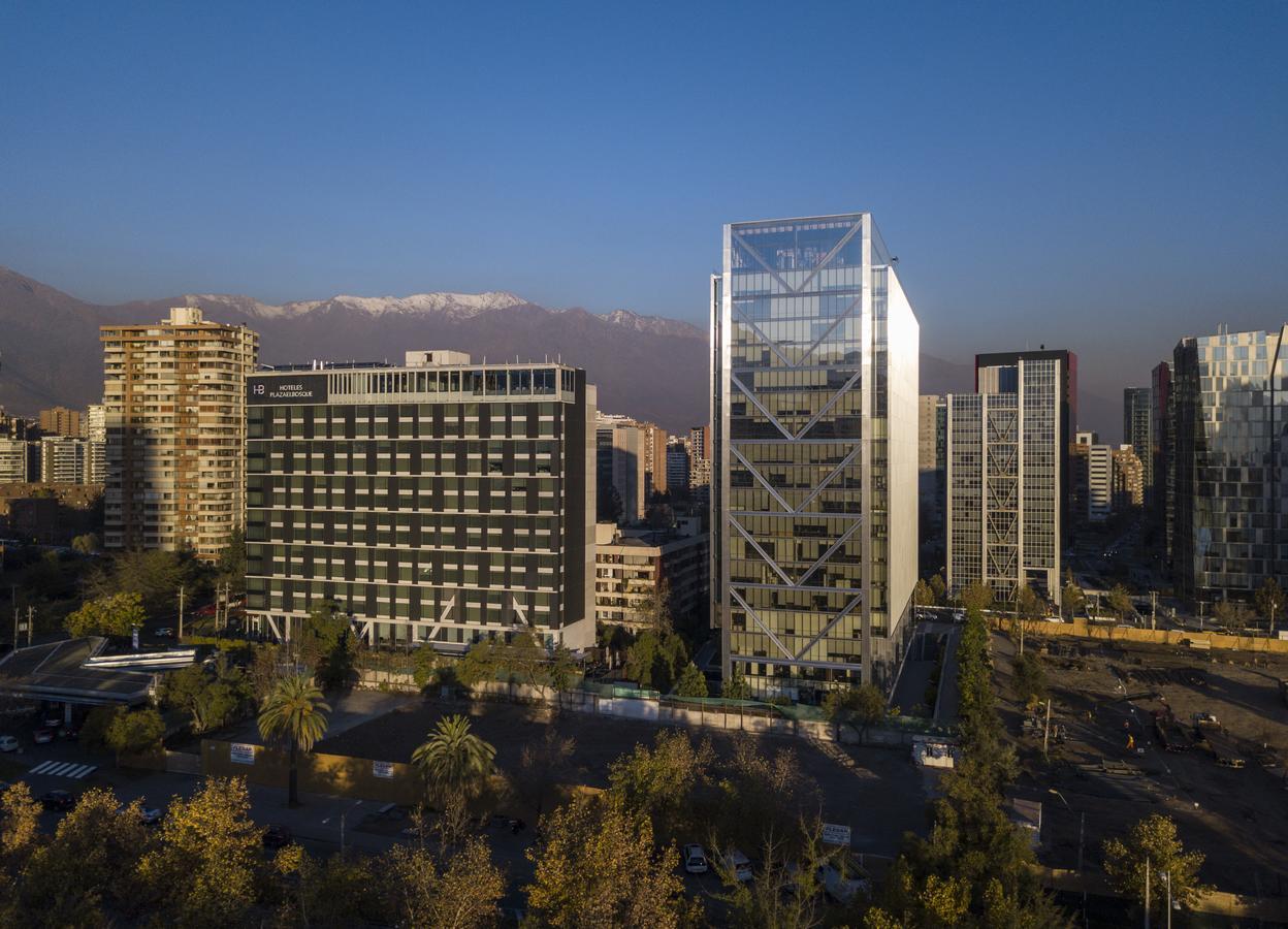 Radisson Blu Plaza El Bosque Santiago Hotel Exterior photo